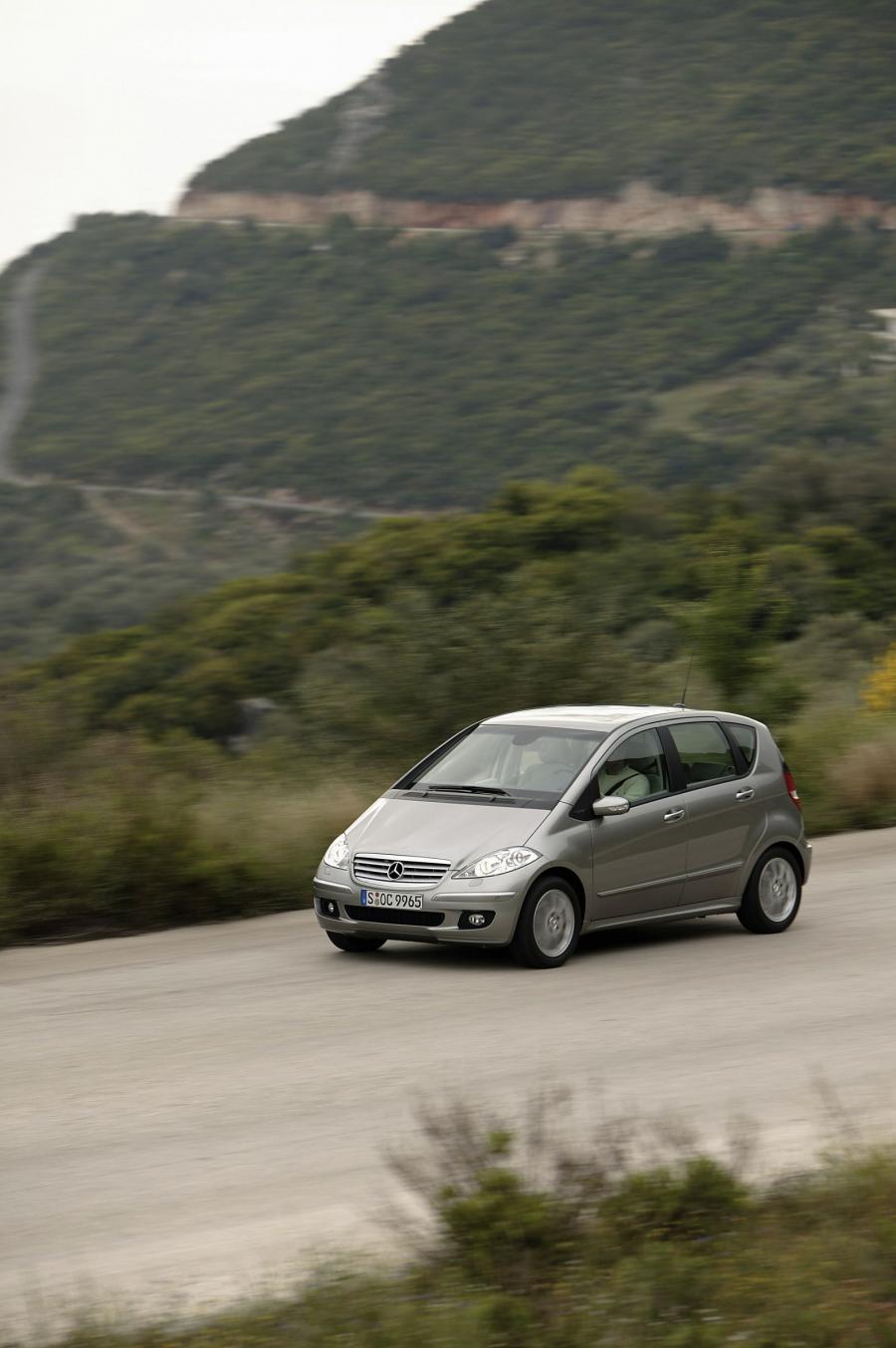  Mercedes-Benz A-Class 5-Door 2004 года  (фото 104 из 344)
